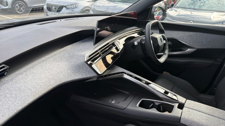 Peugeot 5008 1.2 Hybrid 136 Allure 5dr e-DSC6 Petrol Estate